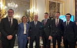 L’Ambassadeur Balzaretti accompagné de Gilles Effront, Laurent Burelle, Marc Perraudin, Alejandro Nuñez Jimenez et Simone Wyss Fedele lors de l’évènement «Hydrogène: Avenir de la mobilité durable?»